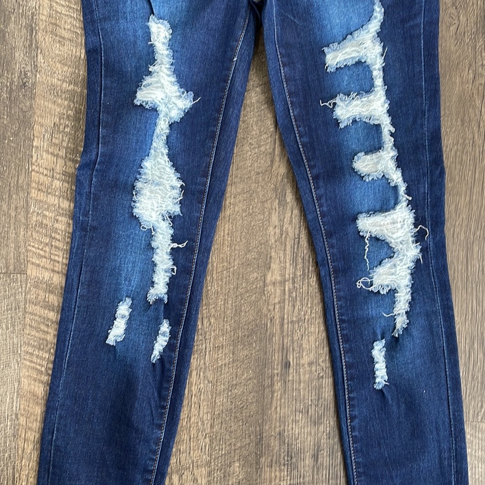 YMI size 3 Mid Rise - Picture 2 of 6